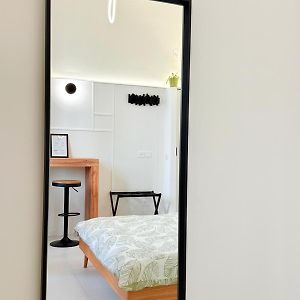 Andreia Neapolitan Room